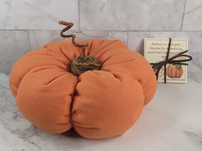 Fabric Pumpkin with Thanksgiving Cards