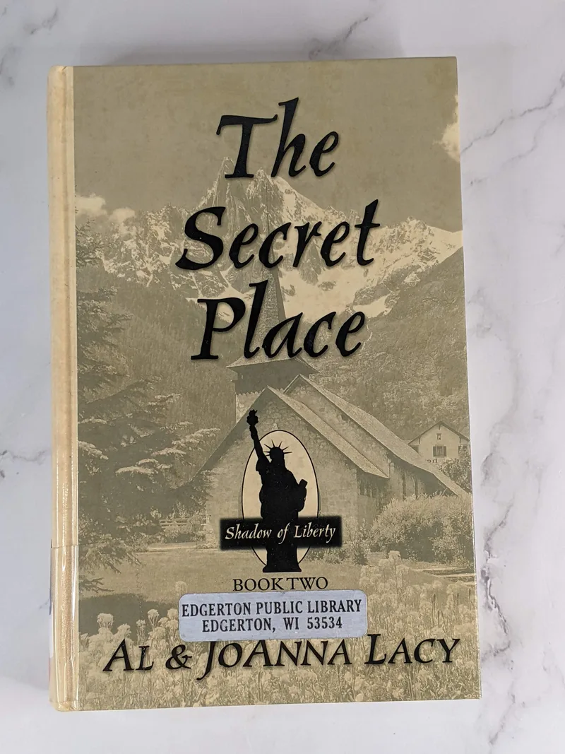 The Secret Place (Large Print, Library, Used)