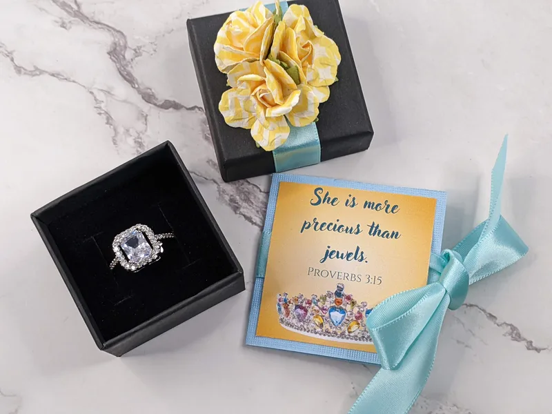 Ring Size 7.5 with Verse Notecard